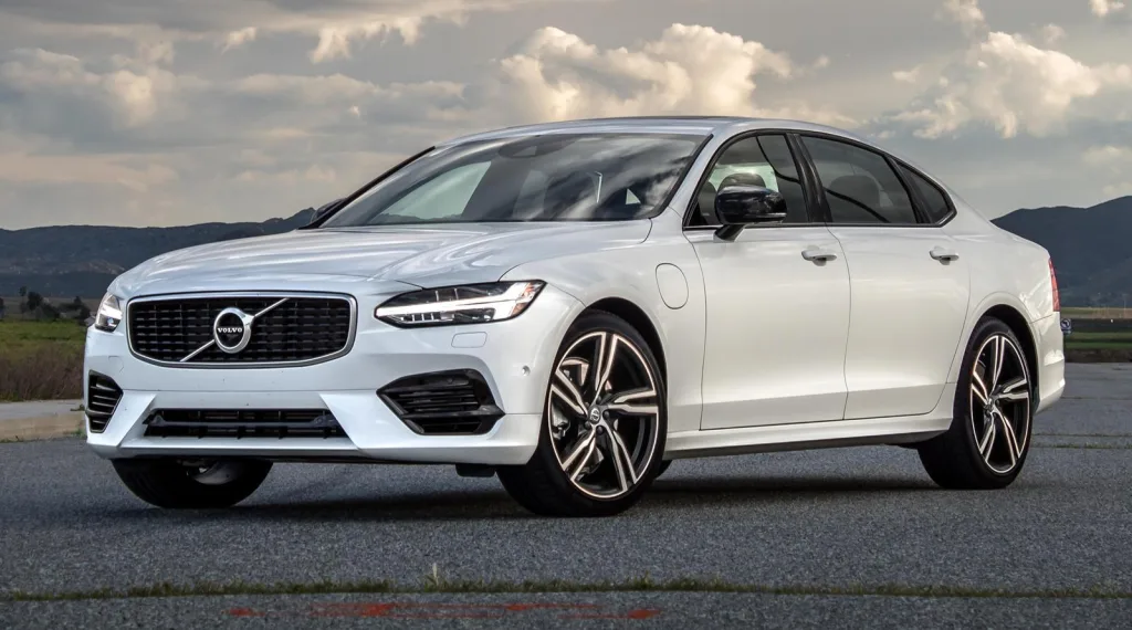 Volvo S90